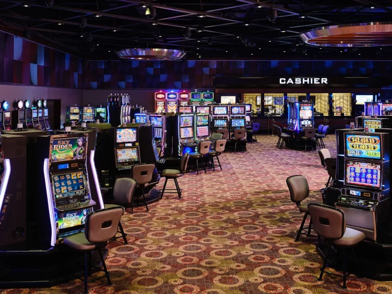 Nhận diện liên kết giả mạo và tin nhắn yêu cầu thông tin nhạy cảm — AE888 BET